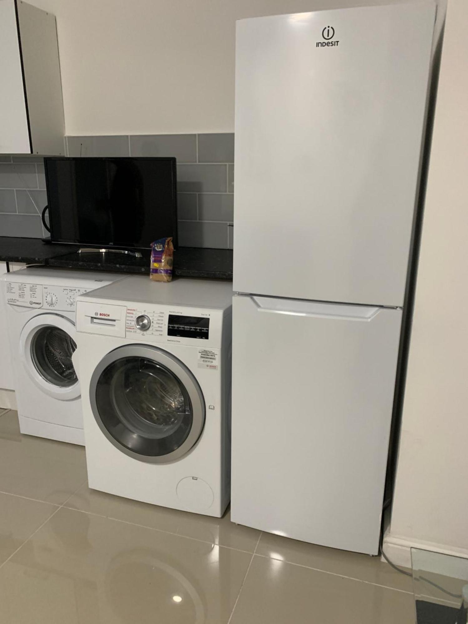 London Studio Apartments, Private Bathrooms And Parking Ілфорд Екстер'єр фото
