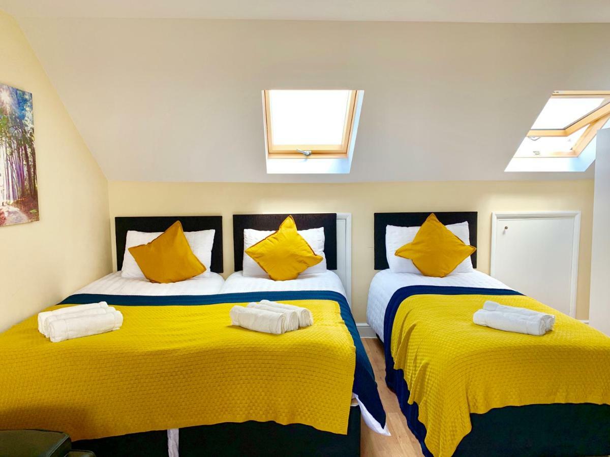 London Studio Apartments, Private Bathrooms And Parking Ілфорд Екстер'єр фото