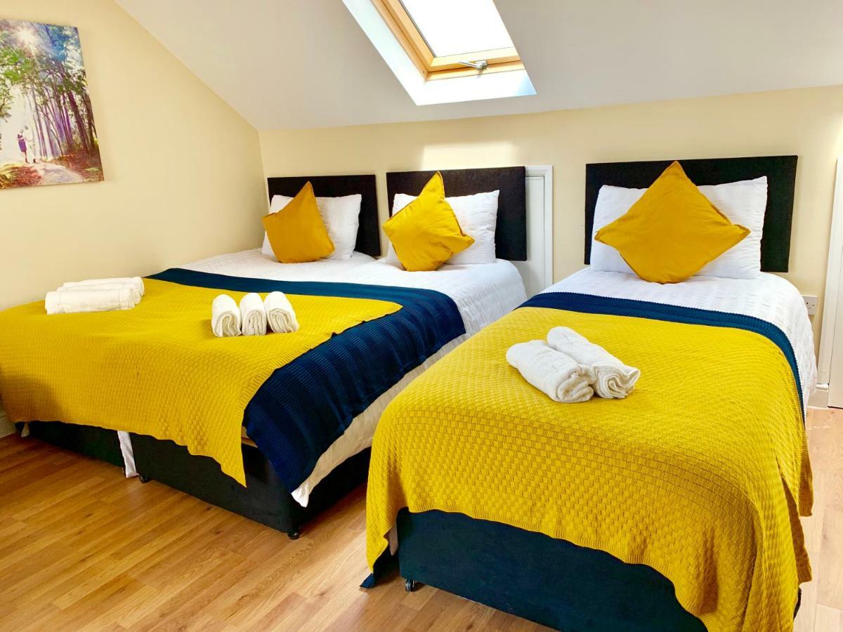 London Studio Apartments, Private Bathrooms And Parking Ілфорд Екстер'єр фото